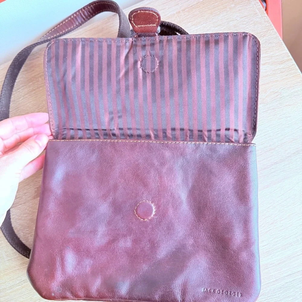 Jack Georges  Leather‎ Small Crossbody Flap Pockets Adjustable Rustic Classic